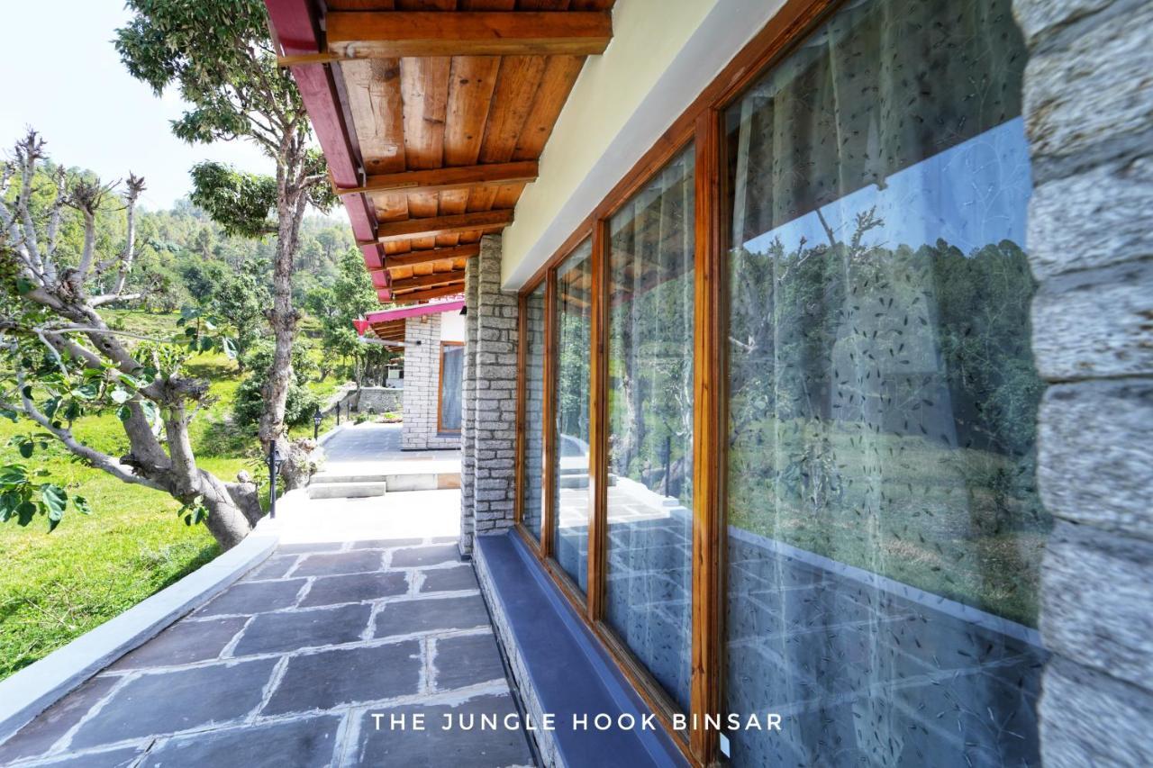 ホテル The Jungle Hook Binsar アルモラ エクステリア 写真