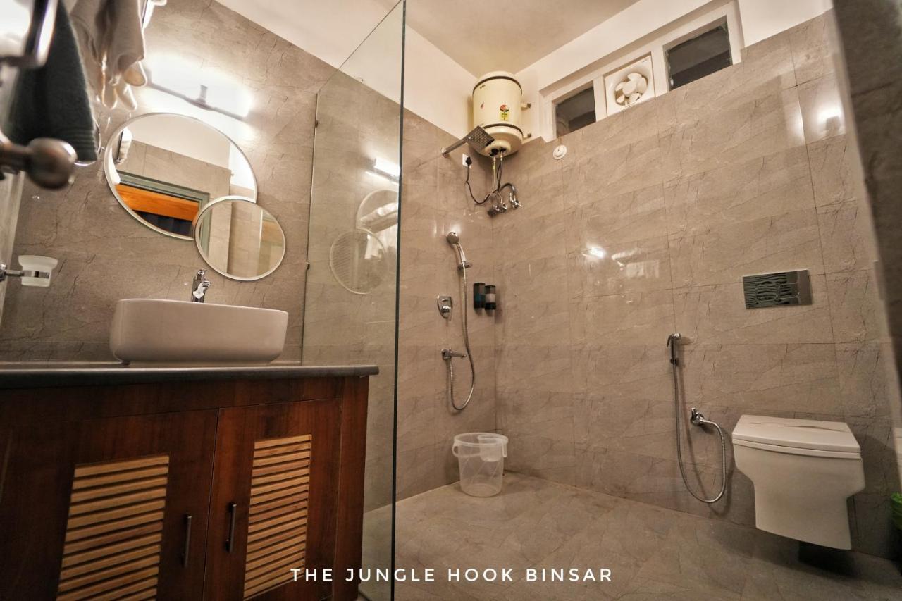 ホテル The Jungle Hook Binsar アルモラ エクステリア 写真